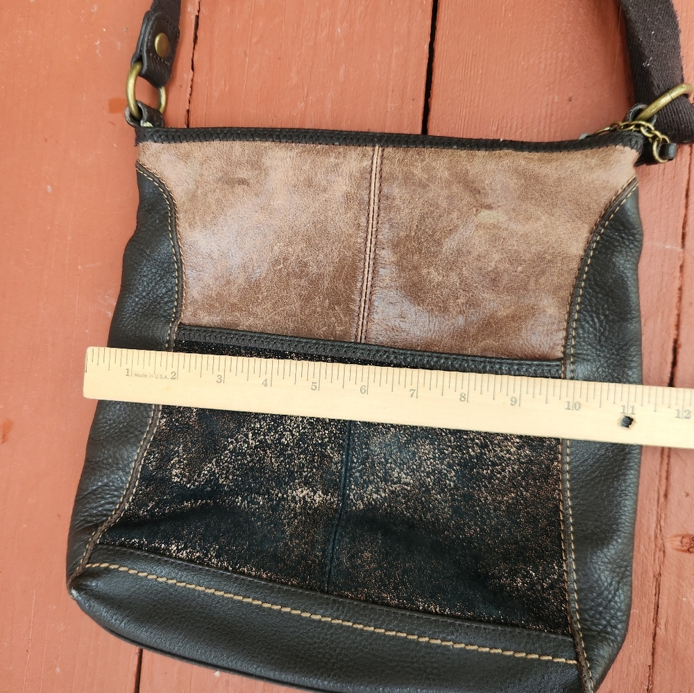 THE SAK Iris Crossbody Bag Brown Leather Metallic Zipper Close Pockets Boho - Picture 13 of 13